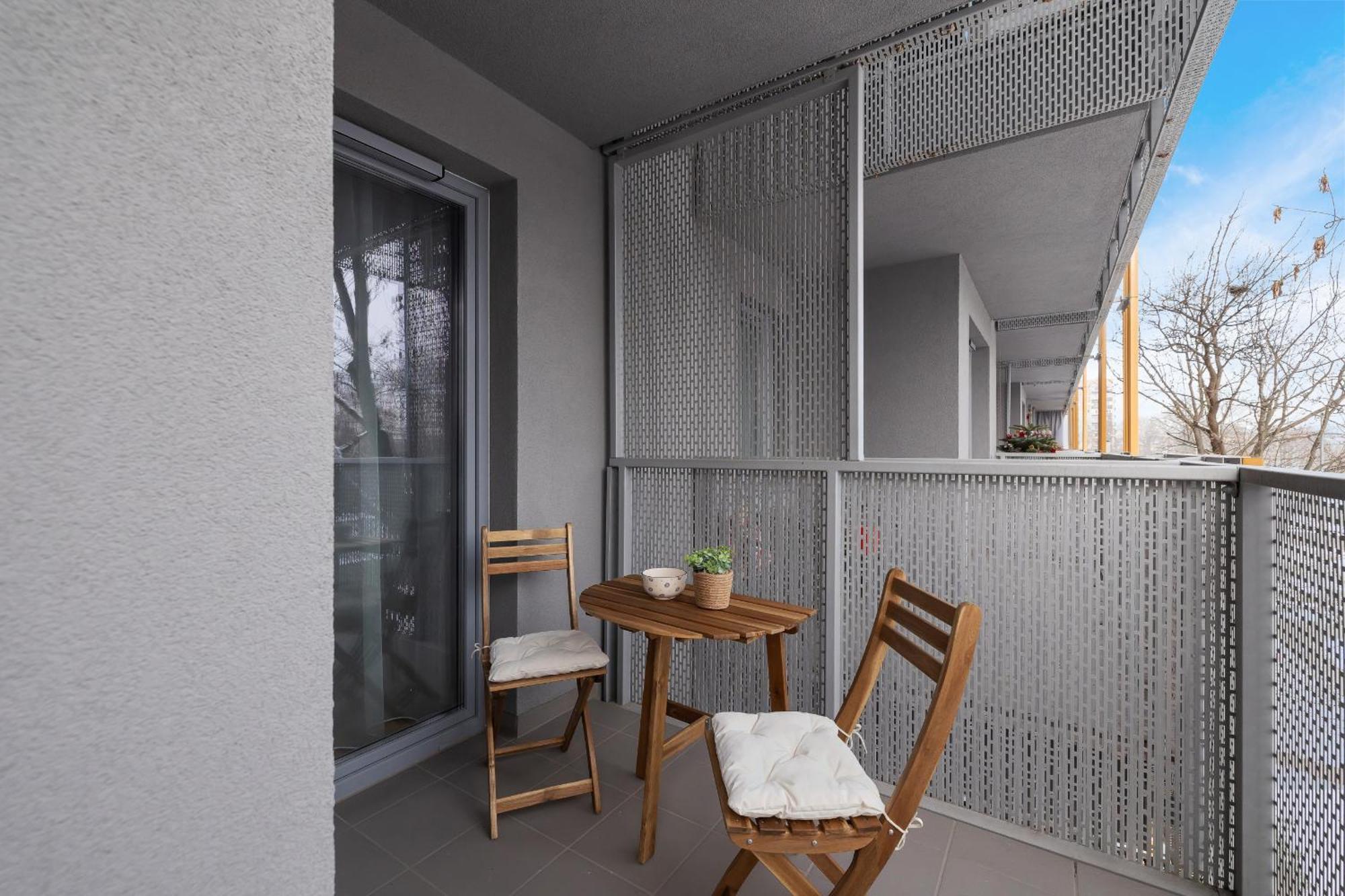 Prandoty Beautiful Apartment With Balcony Cracow By Renters Prestige Краков Экстерьер фото